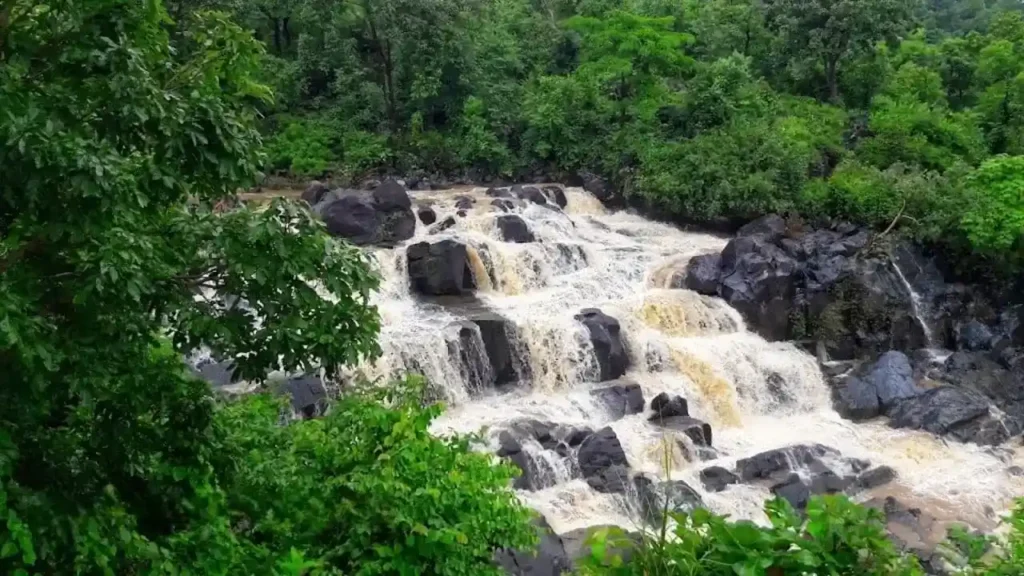 Monsoon in Chhattisgarh: 5 Breathtaking Places You Must Visit This Rainy Season 3 honhed waterfall a nature wonder waiting to be explored